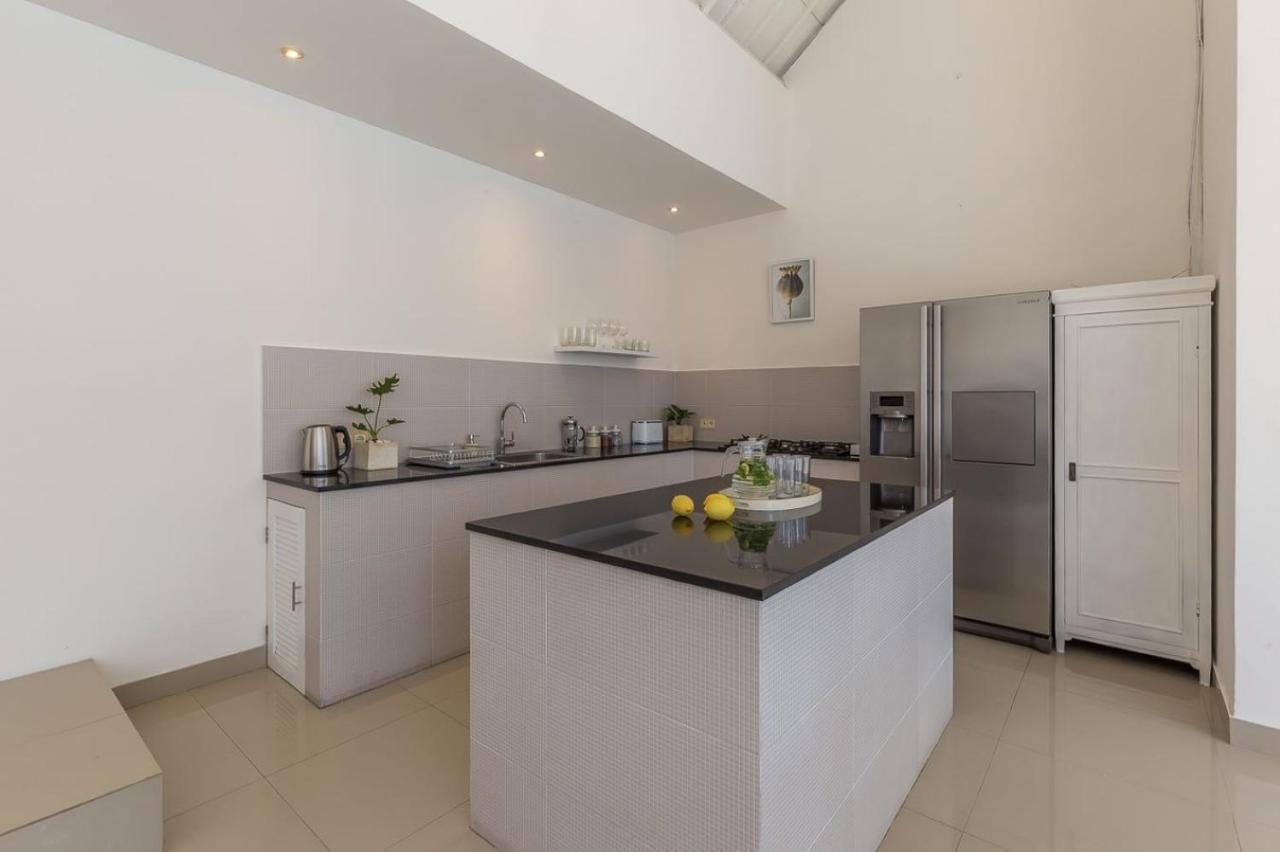 Modern 3Br Pool Villa Verone In Seminyak, Bali Canggu Exterior foto